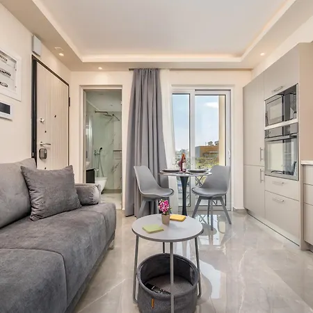 Diamante Del Mar Phaedra Modern Beachfront Daire