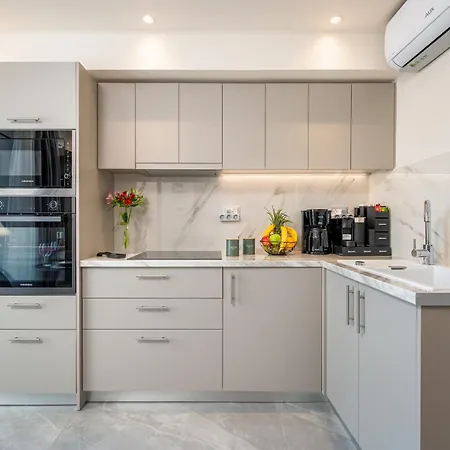 Apartman Diamante Del Mar Phaedra Modern Beachfront