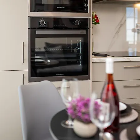 Diamante Del Mar Phaedra